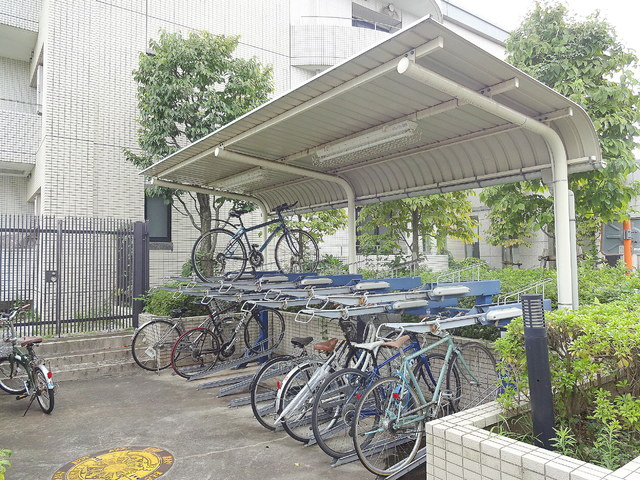 ベルヴュ国立のその他共用部分|マンション専用　屋根付きサイクルポート