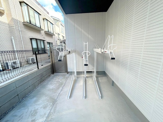 へーベルメゾン立川　Ｃｅｎｔｒａｌのその他共用部分|屋根付き駐輪場
