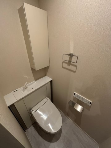 ＣＬＡＩＲ　ＭＡＩＳＯＮ　ＫＵＧＡＹＡＭＡのトイレ