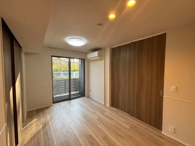 ＣＬＡＩＲ　ＭＡＩＳＯＮ　ＫＵＧＡＹＡＭＡの居間・リビング