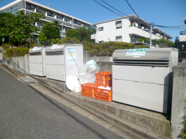 アゼリアガーデンＢ棟のその他共用部分|敷地内ゴミ置き場