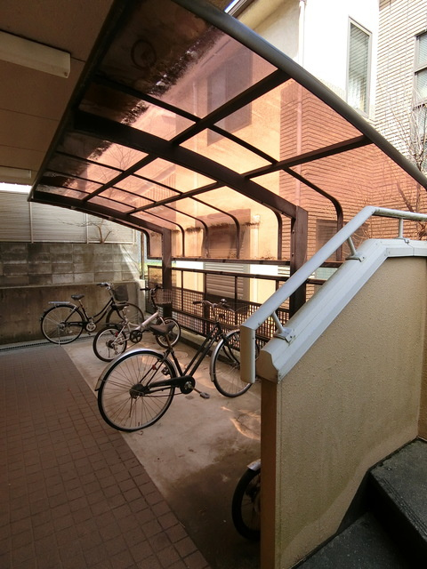 メゾン　ド　カストルのその他共用部分|敷地内自転車置場