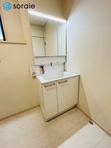 川越市南大塚４丁目　いろどりアイタウンの独立洗面台