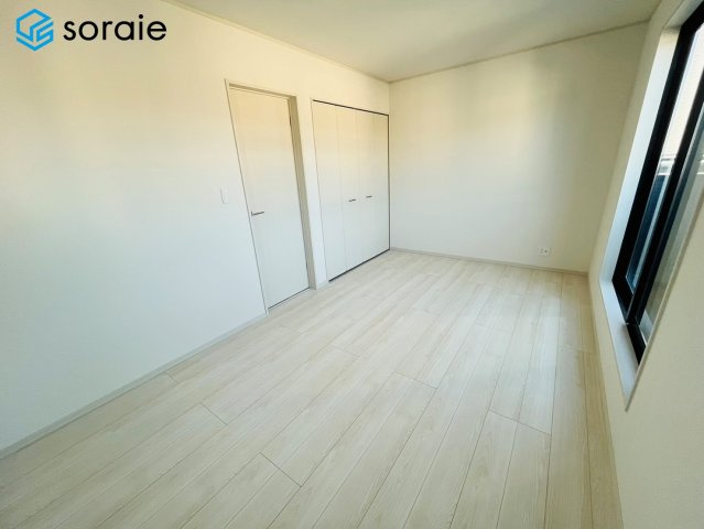 川越市南大塚４丁目　いろどりアイタウンの洋室