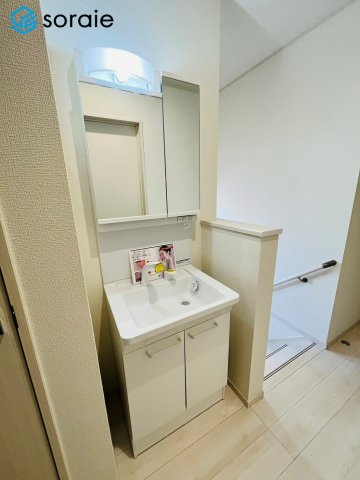 川越市南大塚４丁目　いろどりアイタウンの独立洗面台