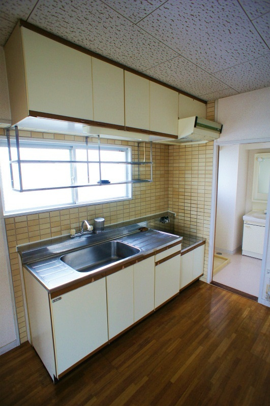 ドエル和泉【10,000円キャッシュバック対象物件】のキッチン|きれいなキッチンです