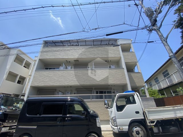 クリエオーレ菱江2の外観