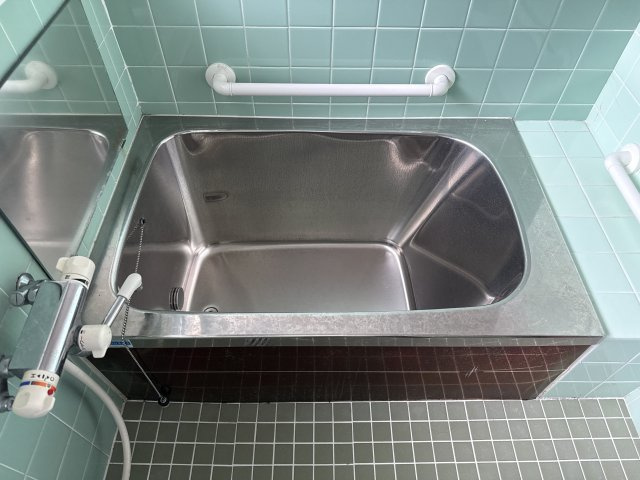 庄田戸建の浴室