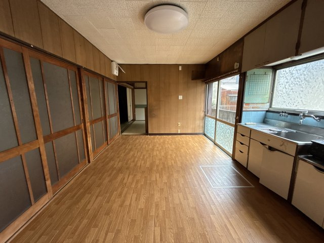 庄田戸建の居間・リビング