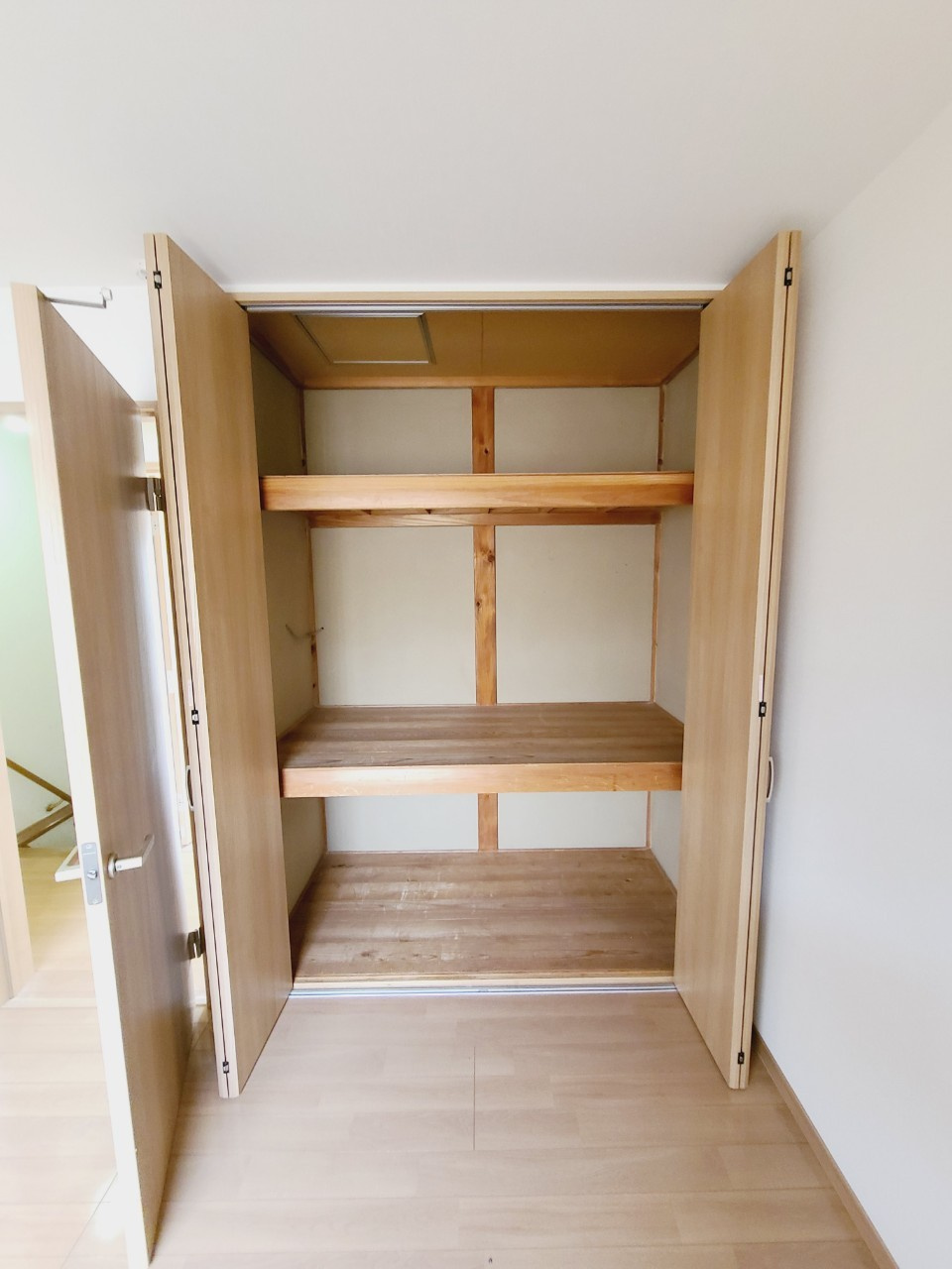 STハイツ芦原の収納