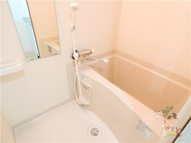 ａｓｓｉｃｕｒａｔｏ西川原の浴室