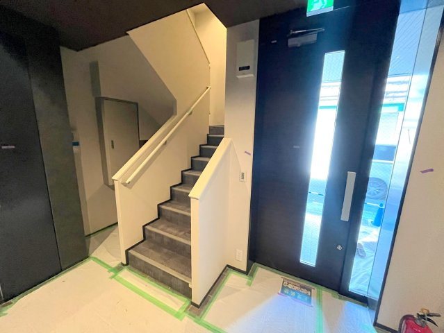 ＨＯＲＬＯＧＥ（オルロージュ）のロビー