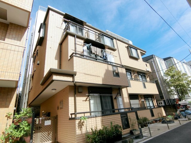 メゾン・リューワのエントランス|★陽当たり良好★閑静な住宅街に立地★