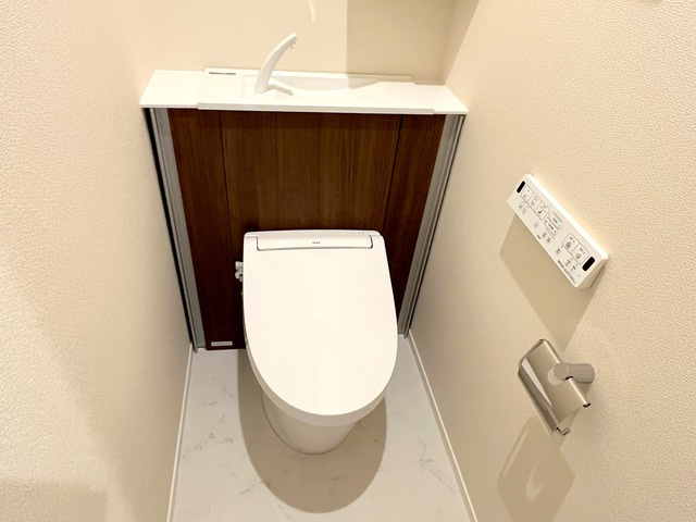 ステラート阿佐ヶ谷のトイレ|★タンクレストイレ★