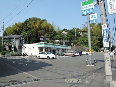 ファミリーマート 町田能ヶ谷町店まで100ｍ
