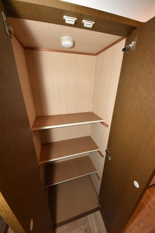 レヴェあけぼの荘