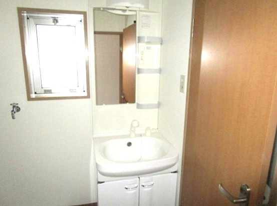 ラフォーレ西里の洗面所