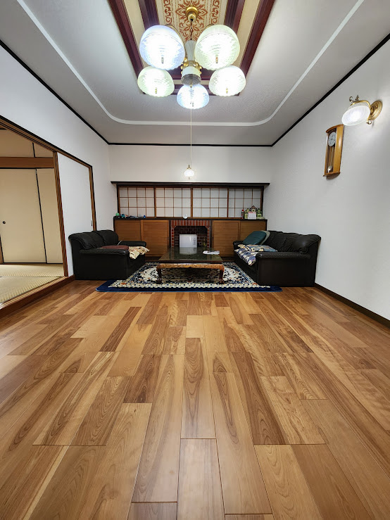 【居間・リビング】の画像