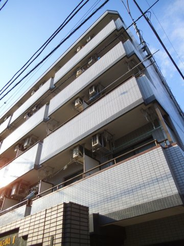 川崎市多摩区中野島６丁目の賃貸マンションの外観|別