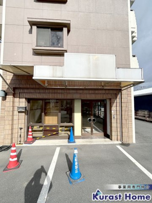 【エントランス】 | ドムール祐村　昭和町2丁目路面テナント