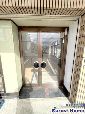 【エントランス】 | ドムール祐村　昭和町2丁目路面テナント