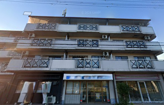 野洲市冨波甲の店舗事務所の外観