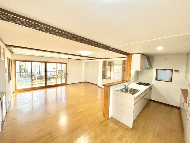 【中古戸建】前橋市北代田町の居間・リビング|■リビング