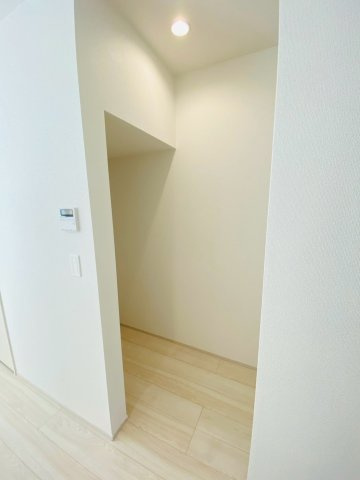 リナージュ／東区長嶺東第1期／２号棟の収納