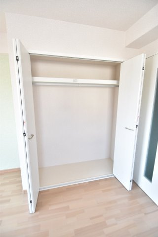 大阪市都島区都島本通３丁目の賃貸マンションの収納