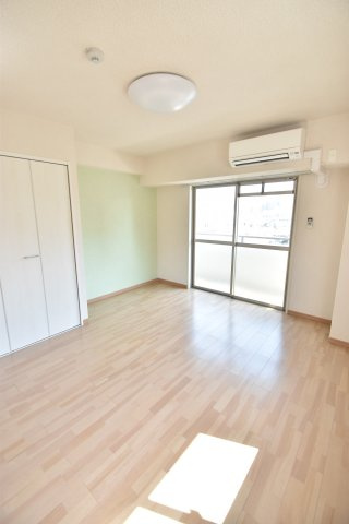 大阪市都島区都島本通３丁目の賃貸マンションの寝室