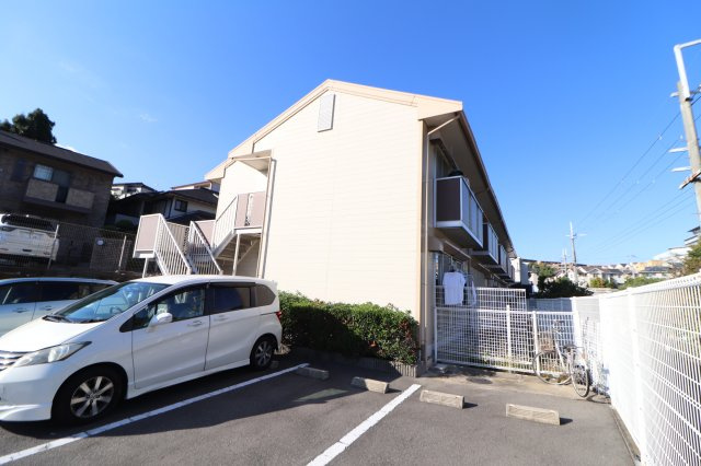 プレジール千里の外観