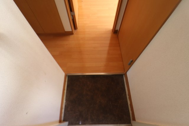 プレジール千里の玄関