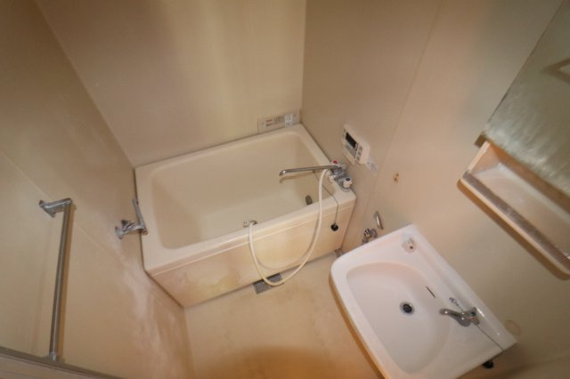 プレジール千里の浴室