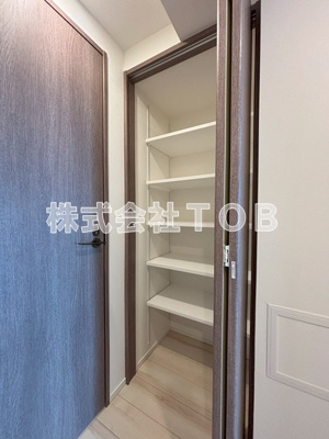 【収納】 | S-RESIDENCE高井戸EAST  | 廊下収納