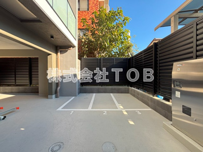 【シャワールーム】 | S-RESIDENCE高井戸EAST  | バイク置場