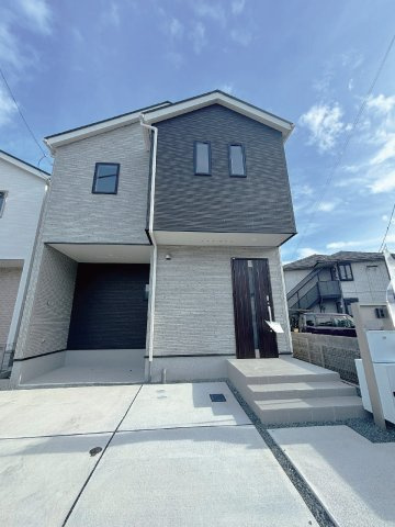 リナージュ／中央区出水23-1期／１号棟の外観|人気のエリア。出水南小学校まで徒歩15分。閑静な住宅街です。