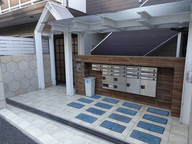 ガーデン杉並のエントランス