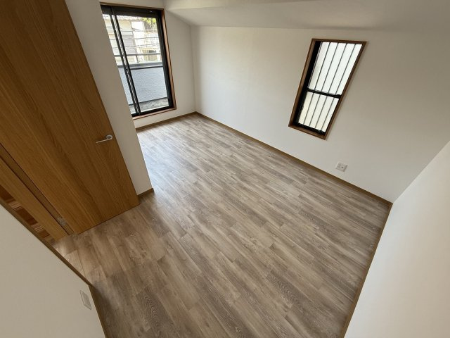 西宮市一ヶ谷町中古戸建（リノベーション）の洋室