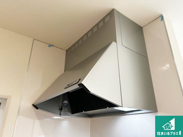 大阪市東住吉区今川　第3期　新築一戸建ての設備|汚れにくいスロットフィルタでお手入れラクラク！ＬＥＤ照明付き！