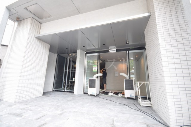 スワンズシティ梅田シエロのエントランス