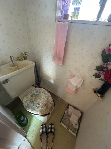 龍ケ崎市大徳町　中古戸建のトイレ