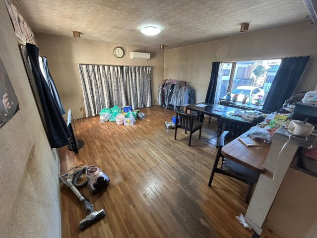 龍ケ崎市大徳町　中古戸建の居間・リビング