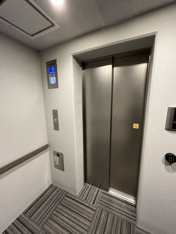 【玄関】クレヴィスタ中野落合