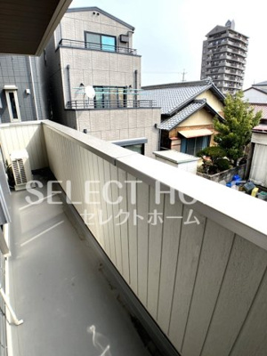 【バルコニー】 | Ｄ－ａｖａｎｃｅ朝日Ｂ棟 | 外からの目が気にならないバルコニーで洗濯物が干せます