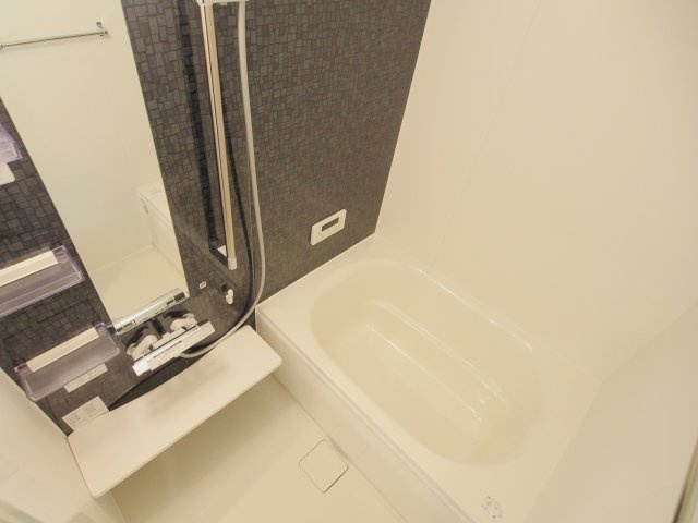 ＬＵＣＥ船越の浴室