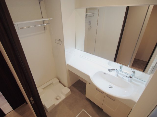 ＬＵＣＥ船越の洗面所