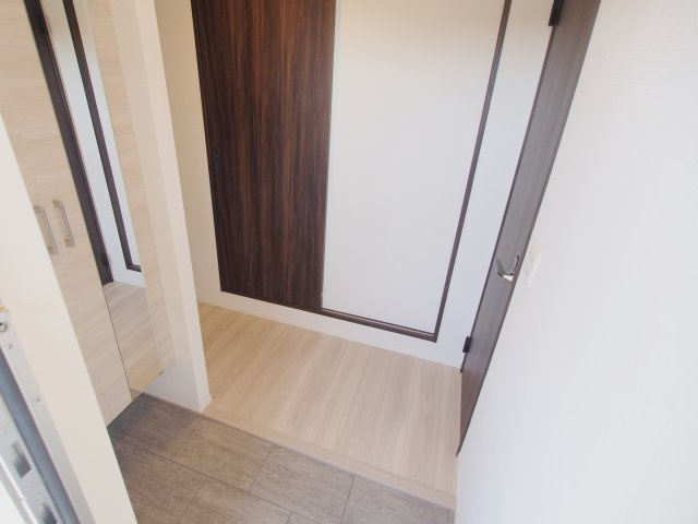 ＬＵＣＥ船越の玄関