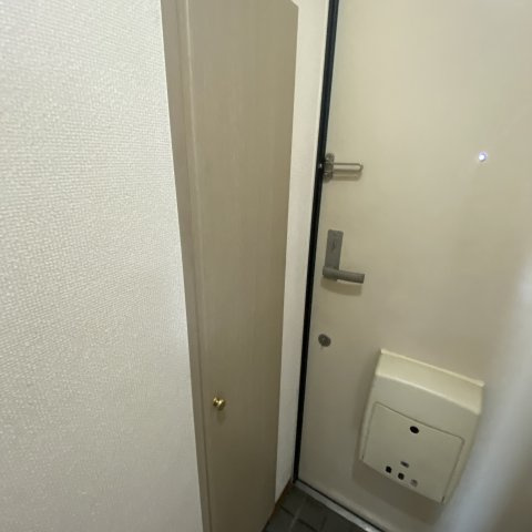 ハイツグリンサイドⅢの玄関