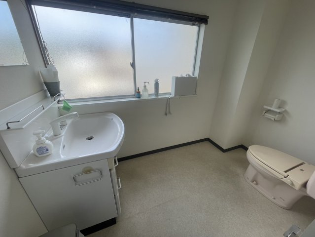 古橋ビルの洗面所