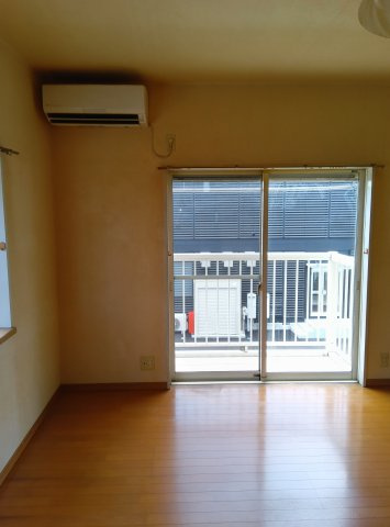 ハイツゴールドの居間・リビング